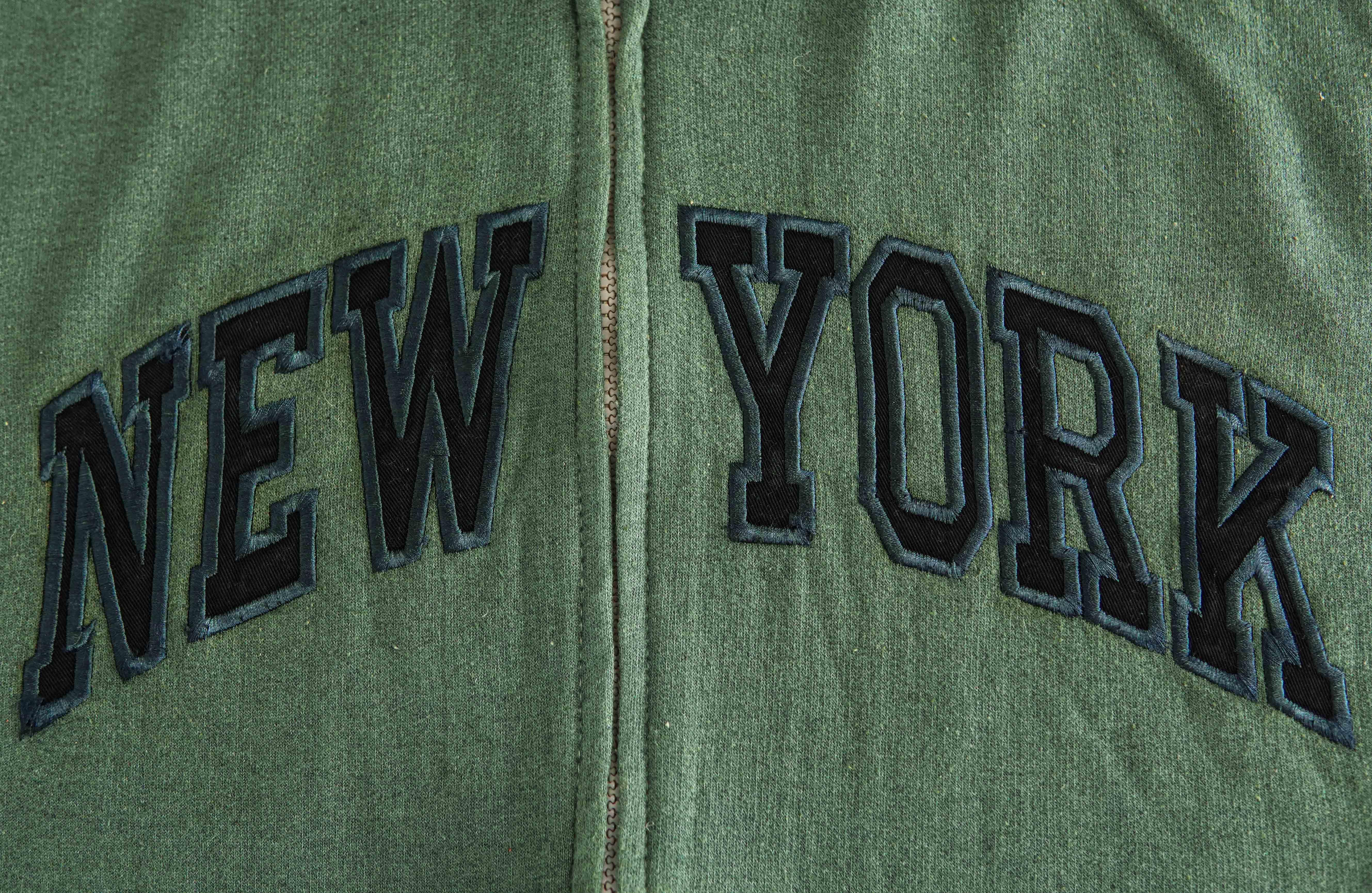 03-Tone Shade New York Hoodie - Foxy Garments